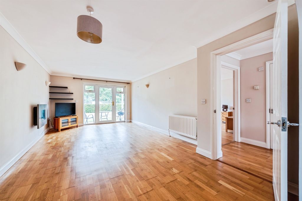 Property photo 3 of 15