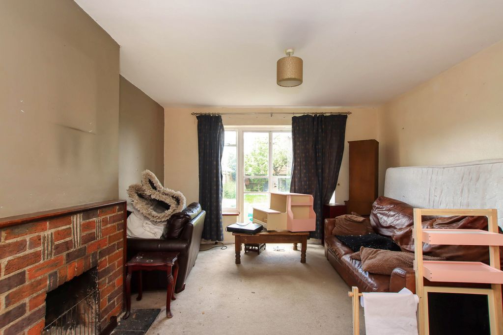 Property photo 3 of 14 Photo 8