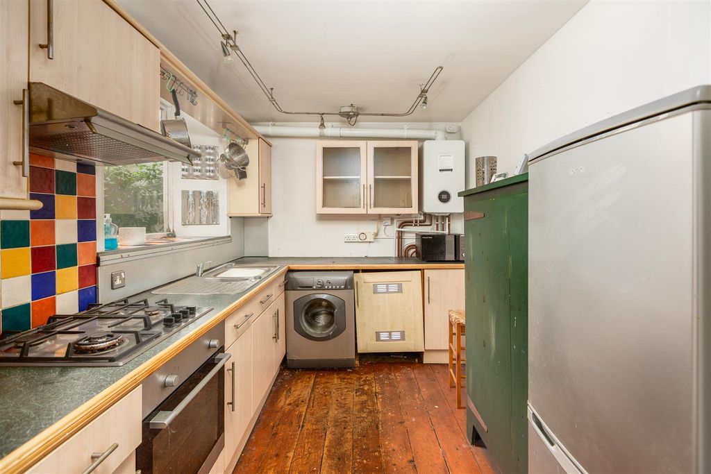 Property photo 3 of 26 Cz0A1699-Edit.Jpg