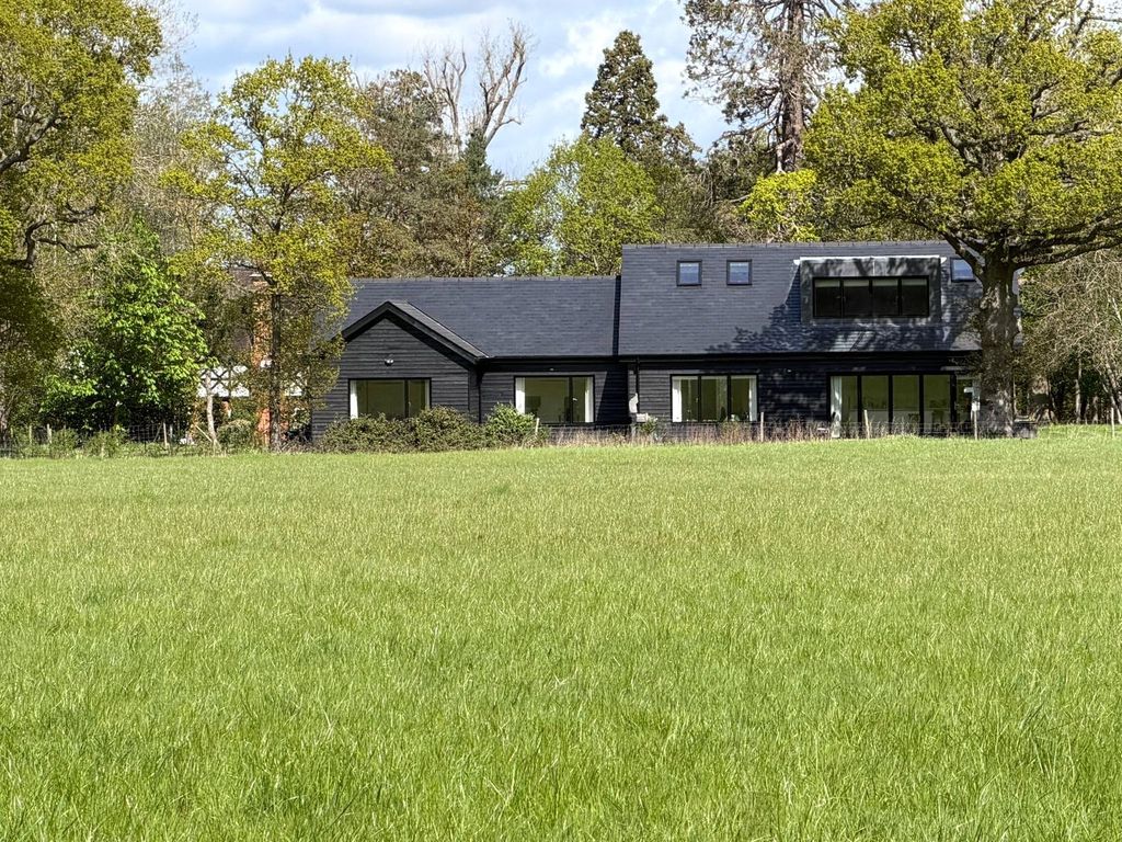 Property photo 2 of 12 Front Exterior