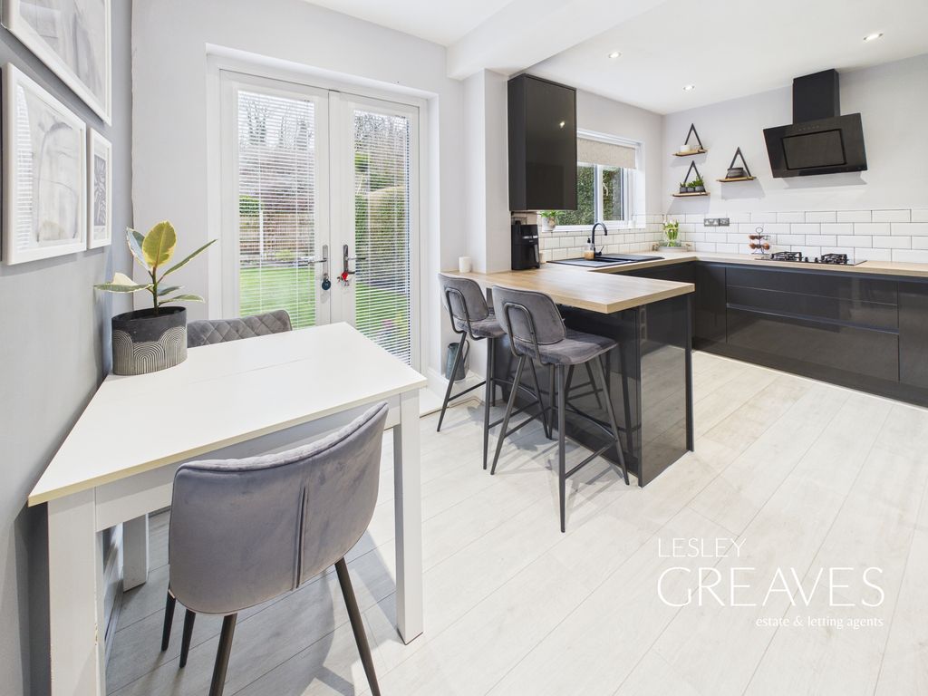 Property photo 3 of 17 Kitchen/Diner