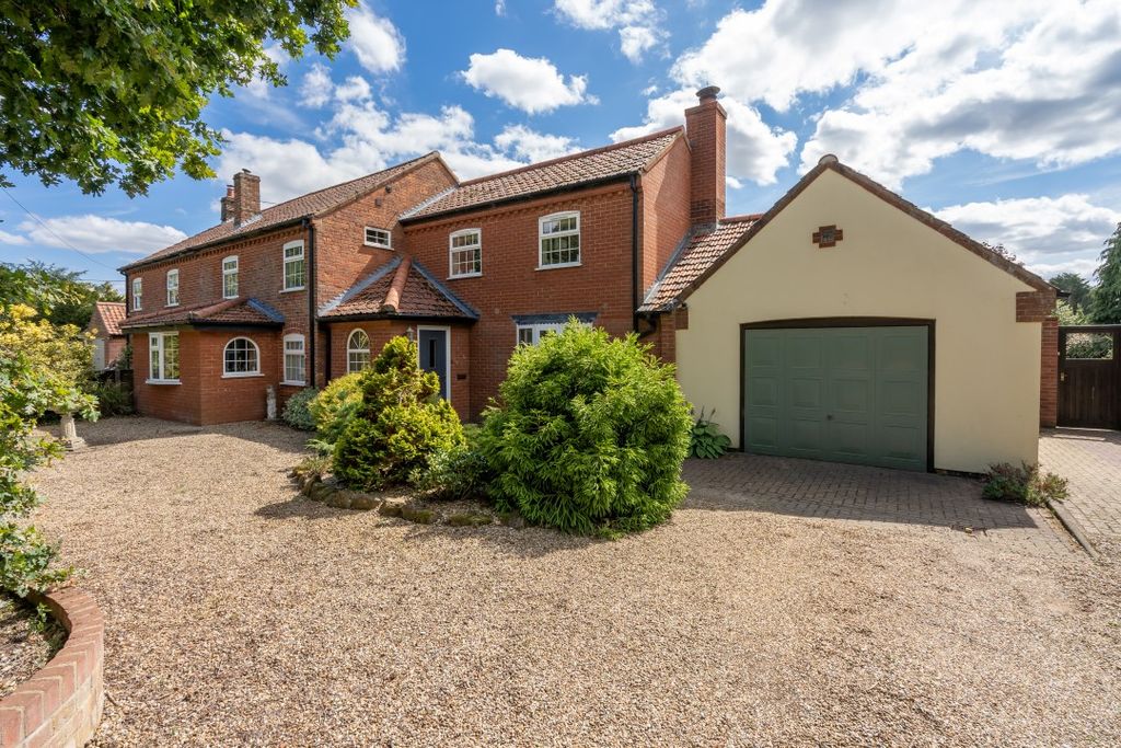 Property photo 1 of 30