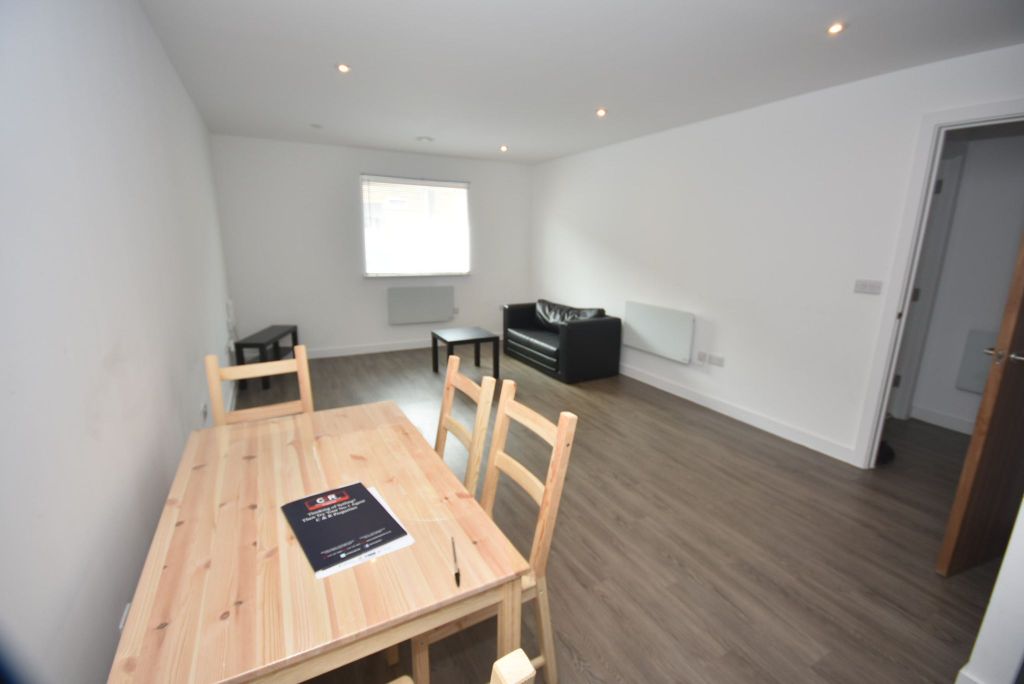 Property photo 2 of 8 Photograph 2