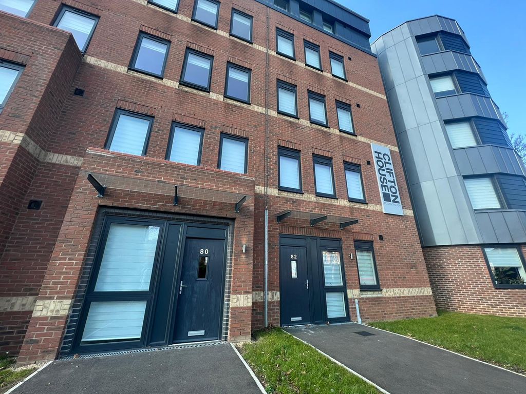 Property photo 1 of 7 Front