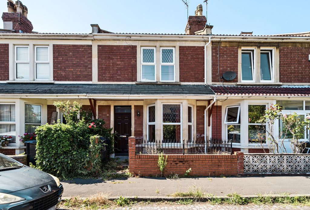 Property photo 1 of 11 1324732-2-686d32F...