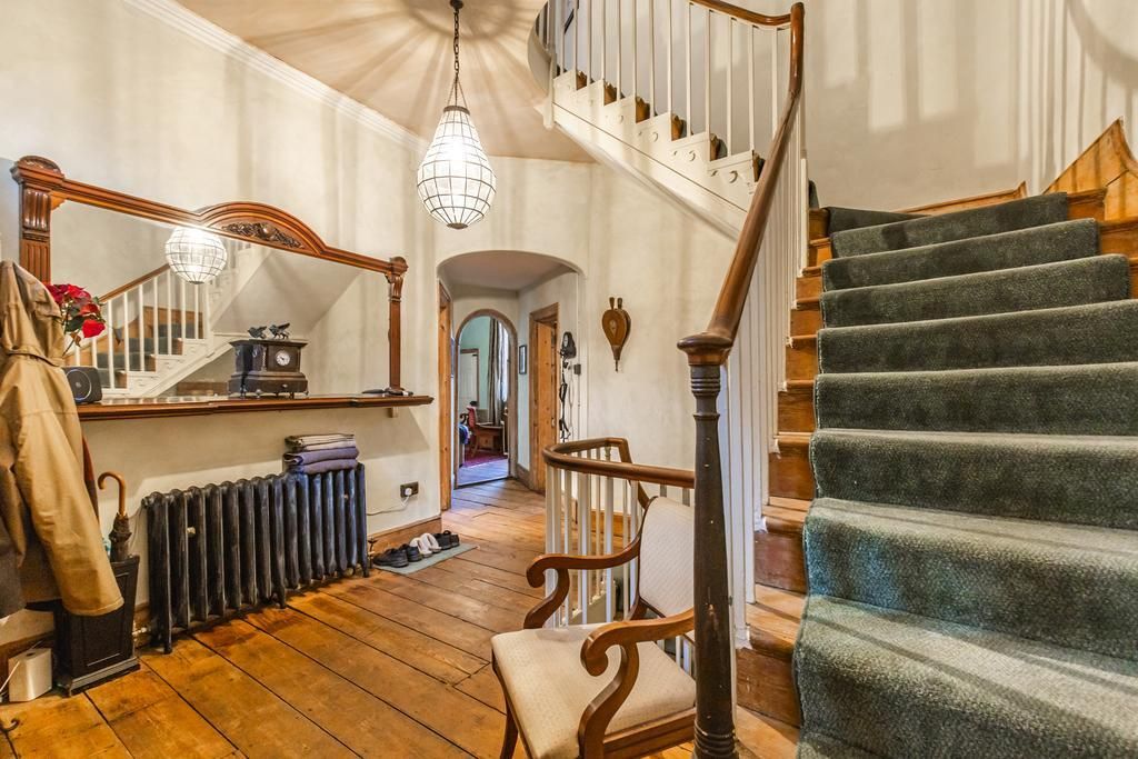 Property photo 2 of 28 Photo 2