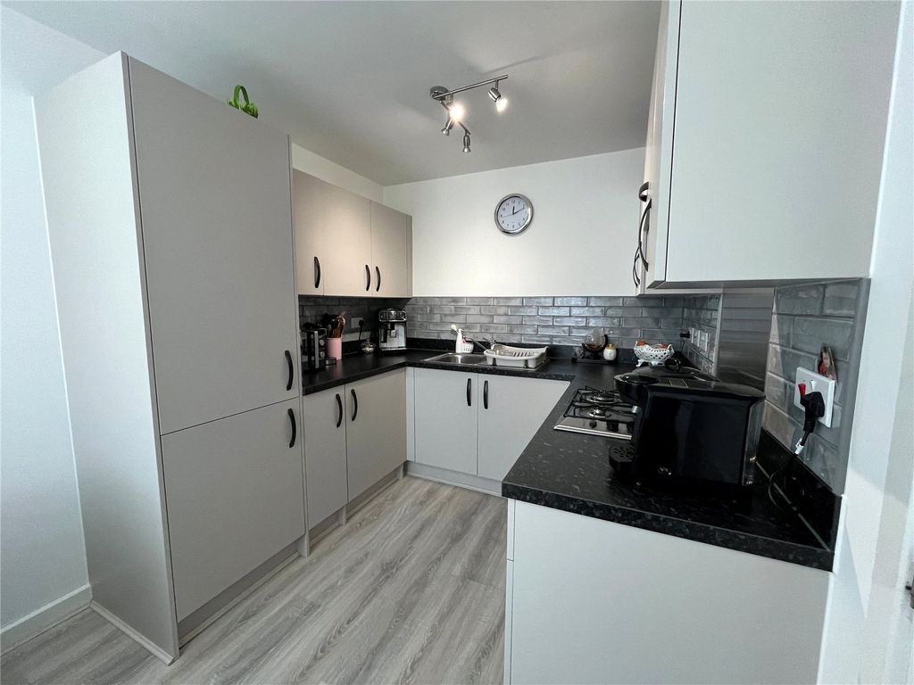 Property photo 3 of 20 Picture No. 53