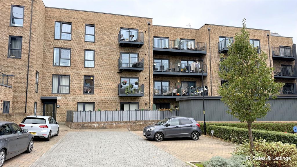 Property photo 2 of 23 Img_6363.Jpg