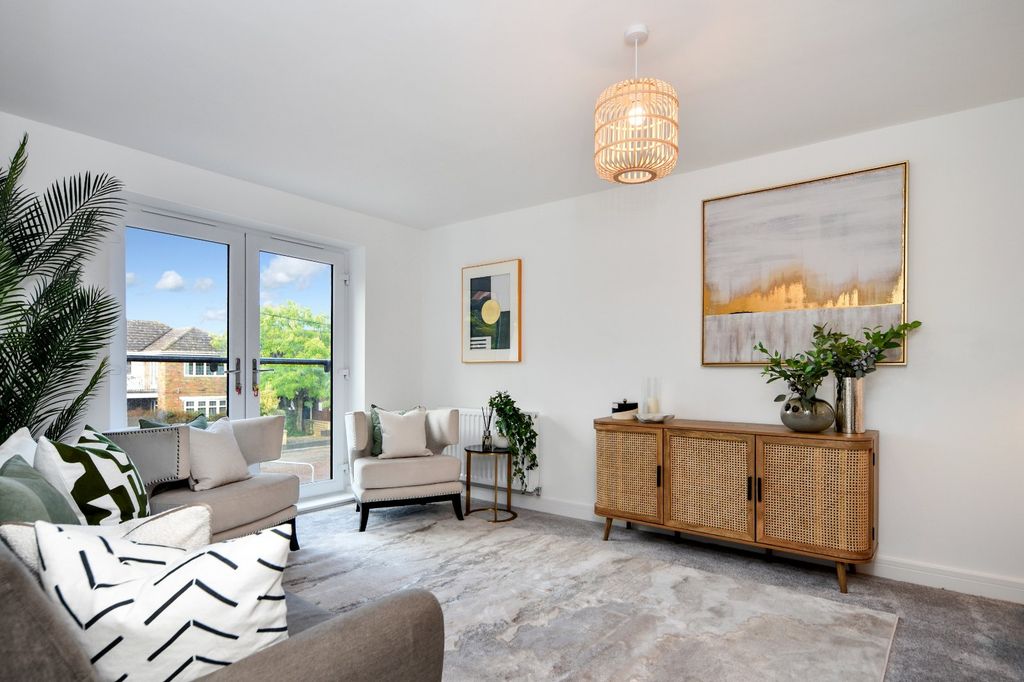 Property photo 3 of 34 Picture No. 23