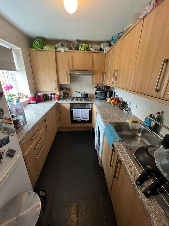 Property photo 2 of 6