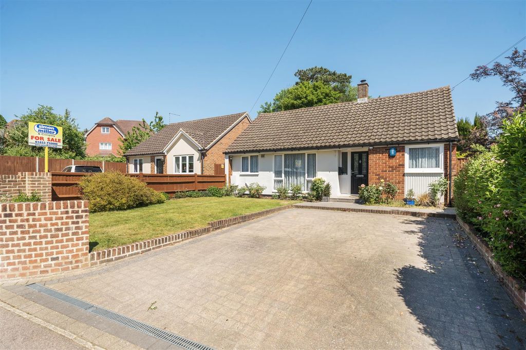 Property photo 1 of 25 1293608-29-68272796Ad2Cb-Arw.Jpg