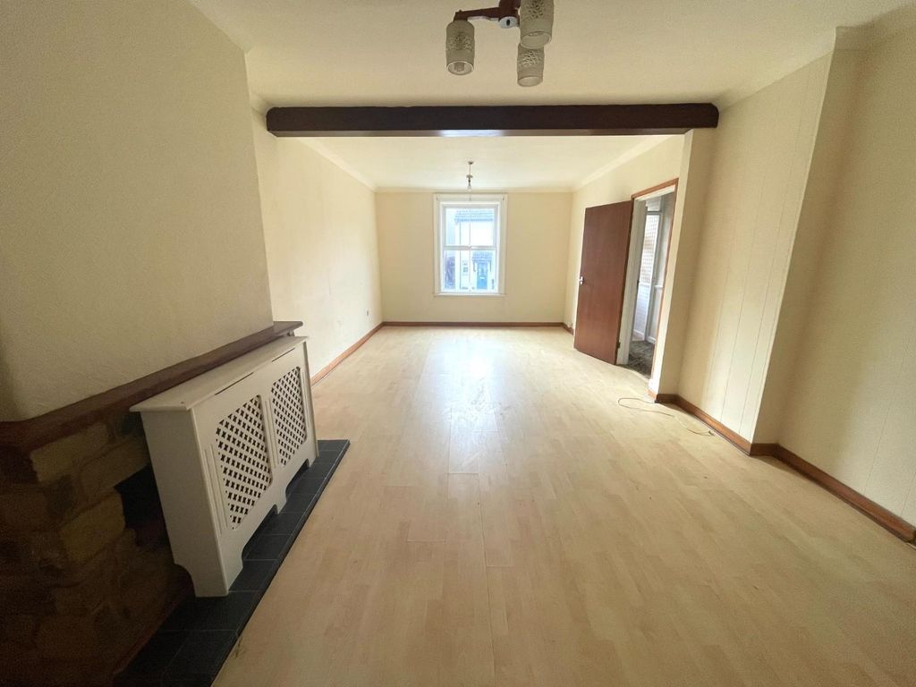 Property photo 3 of 10 Living Room.Jpg