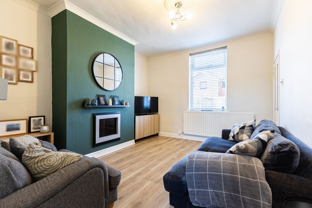 Property photo 3 of 16 Living Room