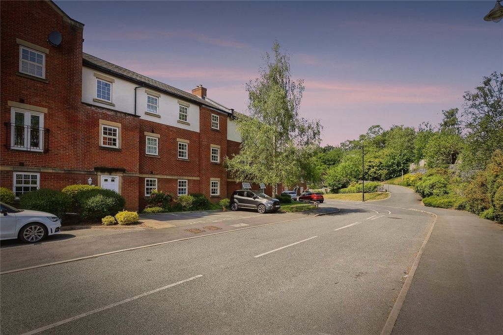 Property photo 1 of 16 General Approach
