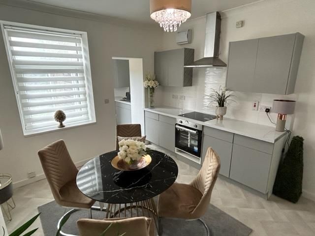Property photo 1 of 9 Dining Room / Kitchen