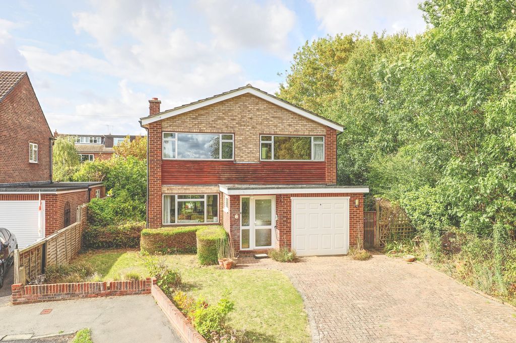 Property photo 1 of 18