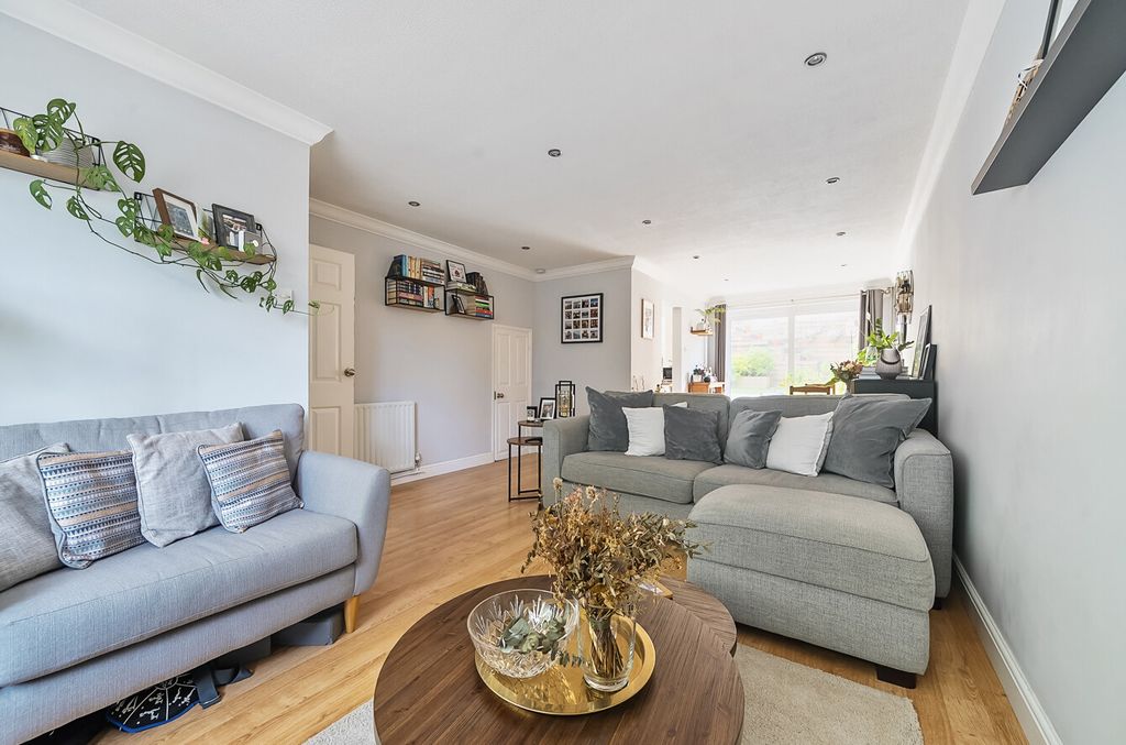 Property photo 1 of 15 1314301-20-686561...