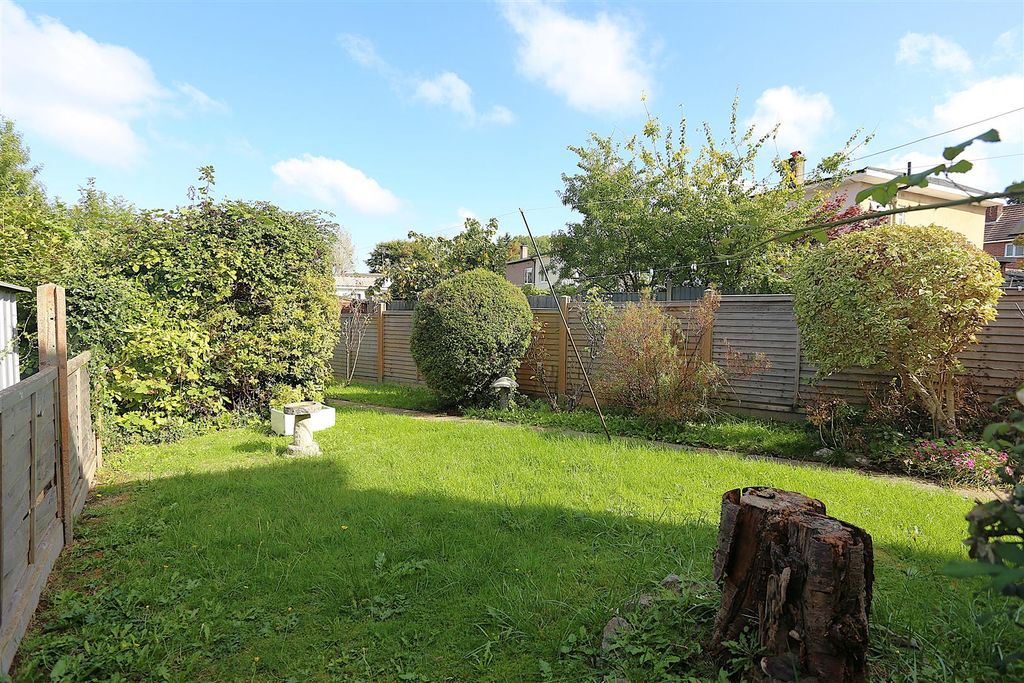 Property photo 2 of 15