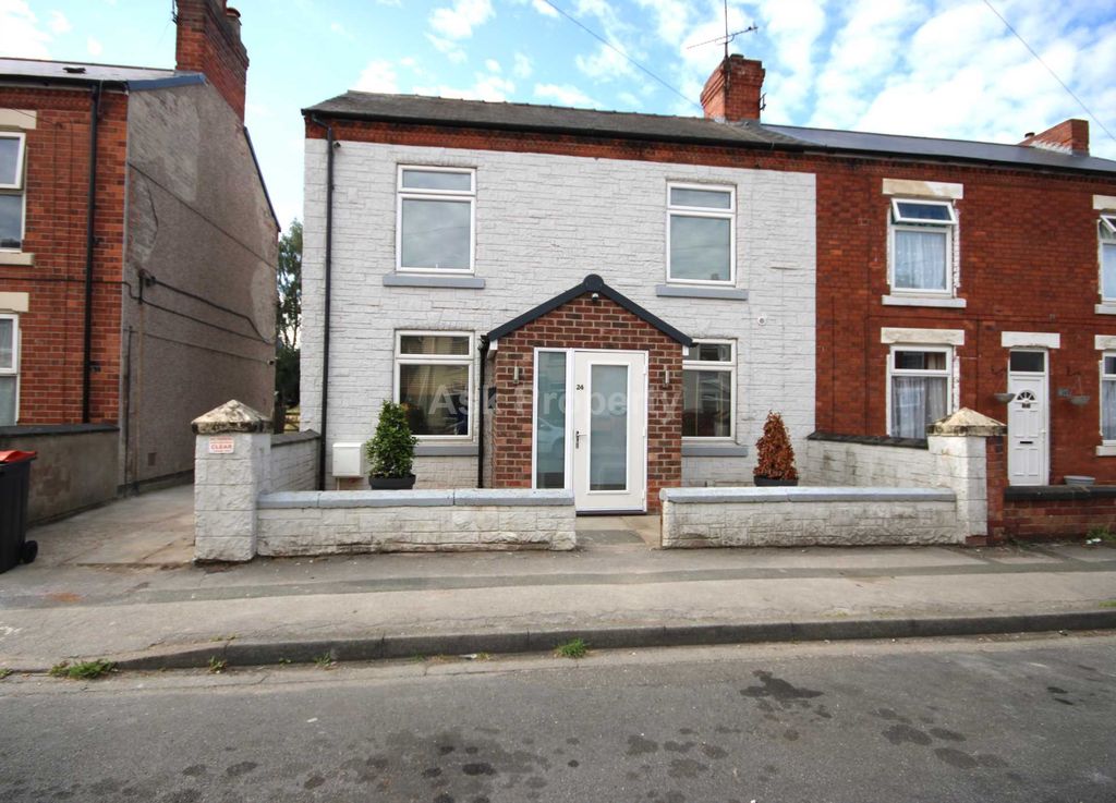 Property photo 1 of 3