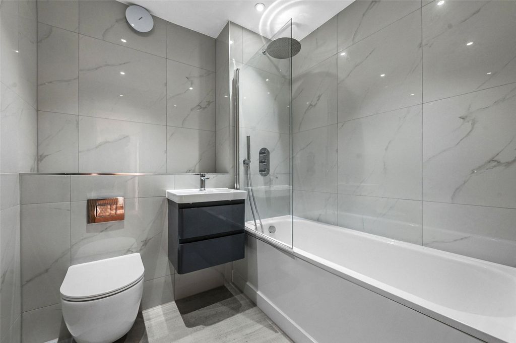 Property photo 2 of 12 Picture No. 01