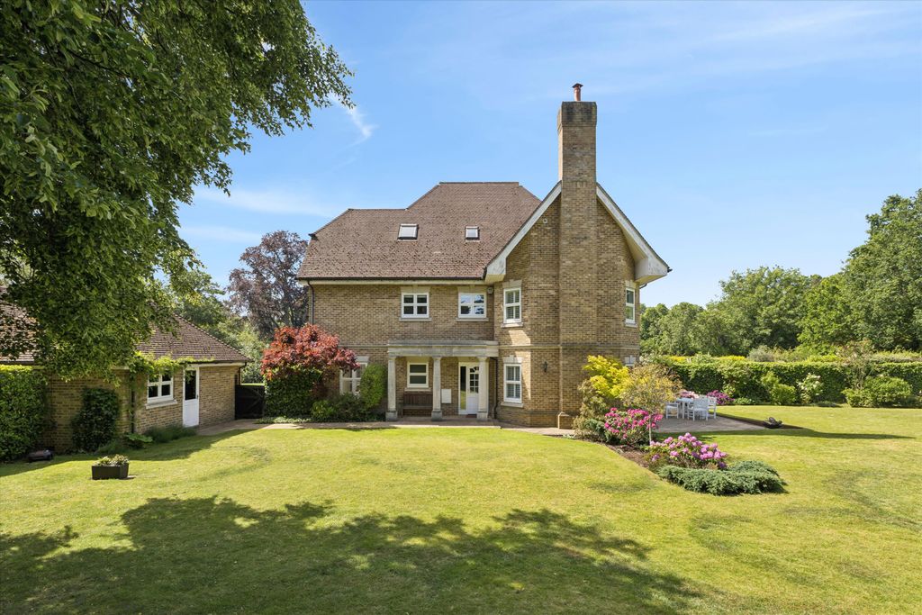 Property photo 1 of 31 Image