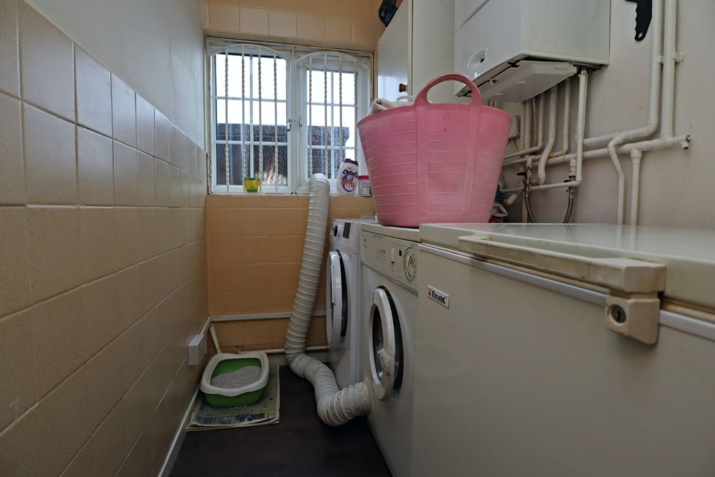 Additional image 8 of 3 bed semi-detached house for saleThe Mount, Main Road, Ansty, Coventry CV7