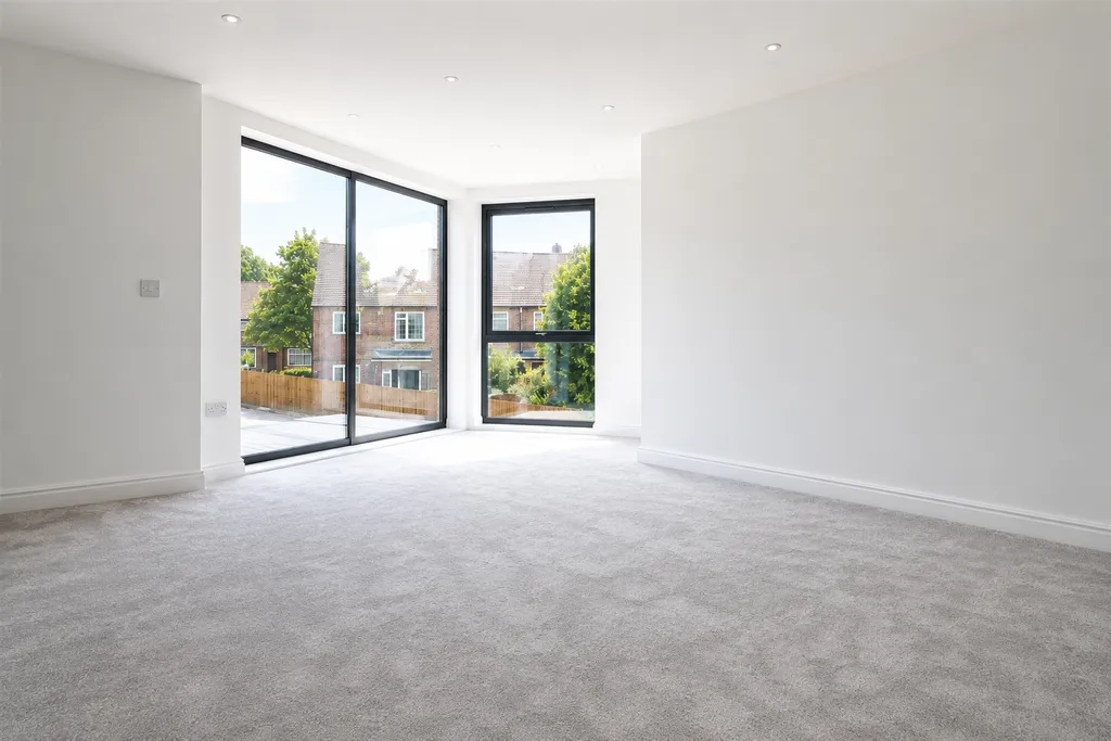 Meadow Close, Portsmouth PO6 - View 6
