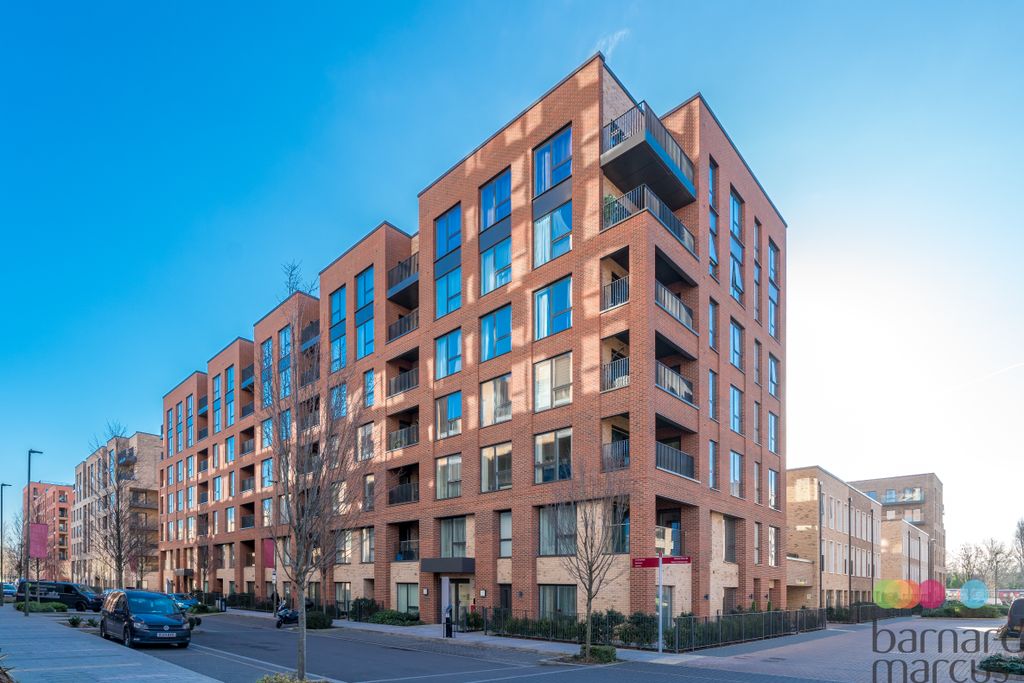 Property photo 2 of 12 Exterior