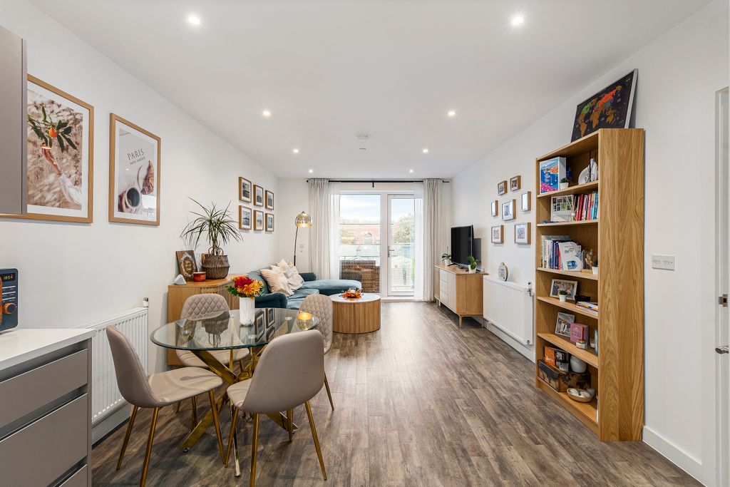 Property photo 2 of 17 094A0012