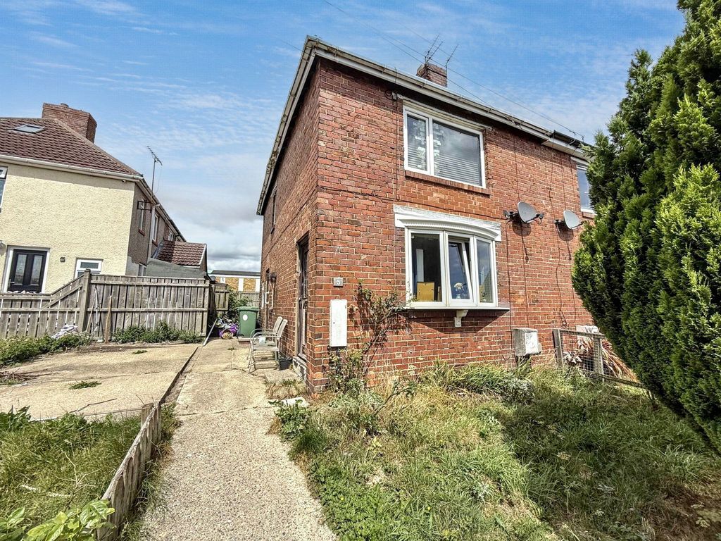 Property photo 1 of 3