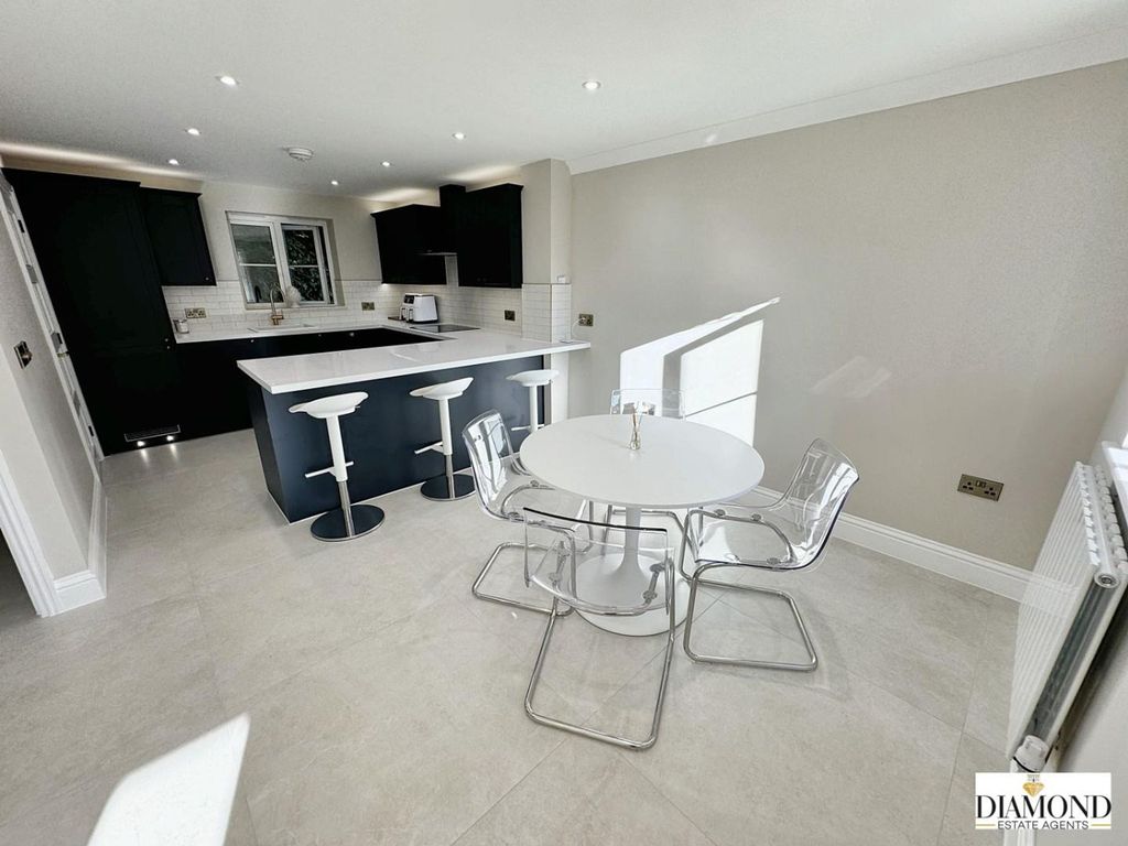 Property photo 3 of 24 Img_8226.Jpg