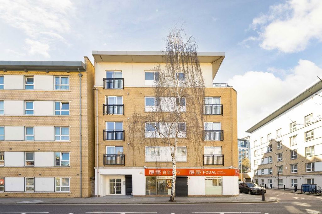 Property photo 1 of 5