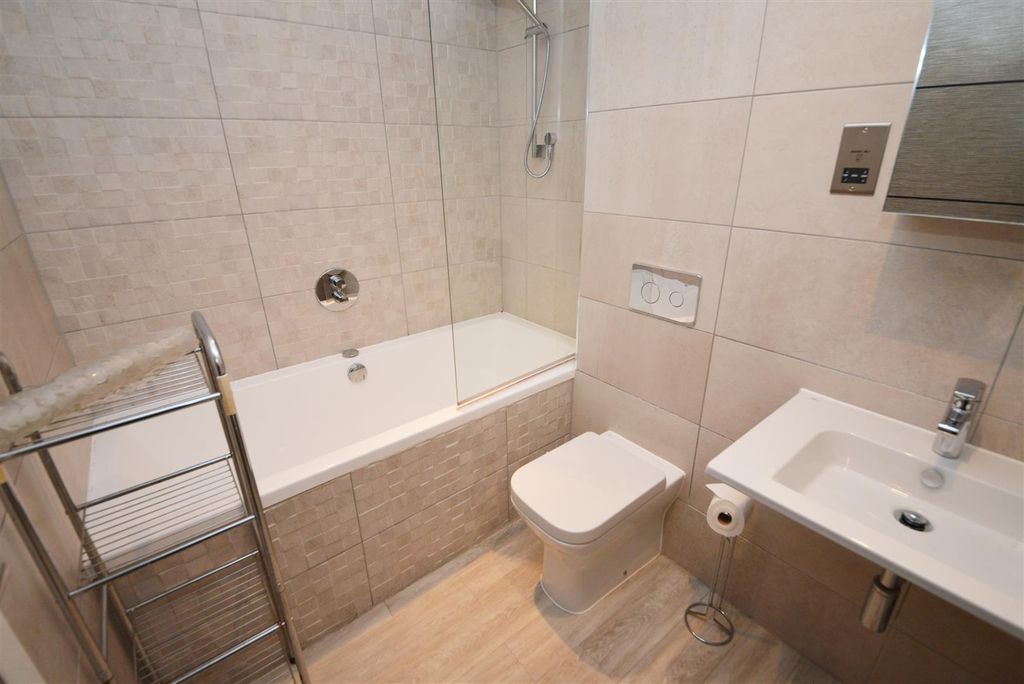 Additional image 13 of 2 bed flat for saleWaterstone House, Tenby SA70