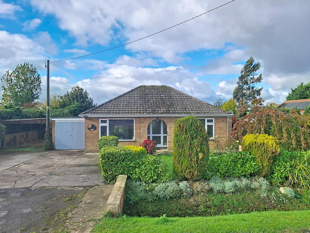 Property photo 1 of 18 Front