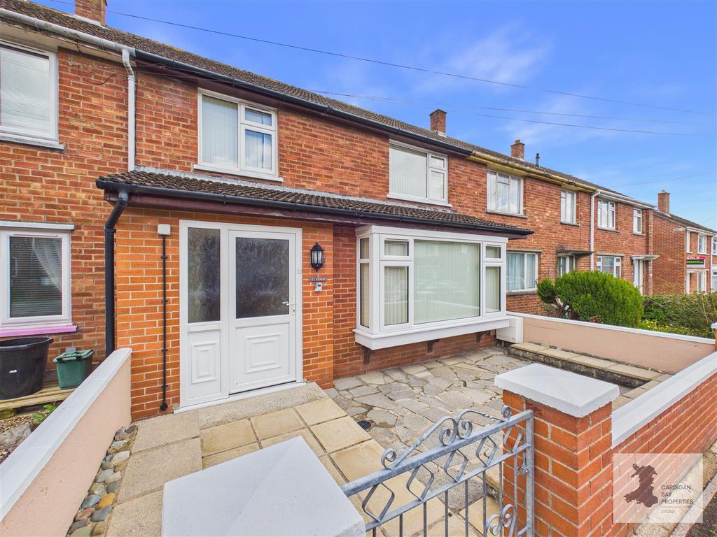 Property photo 1 of 35 Front