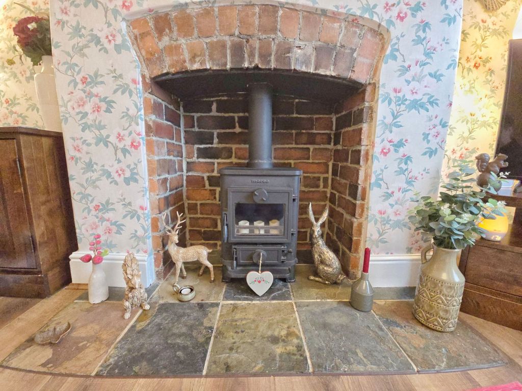 Property photo 3 of 24