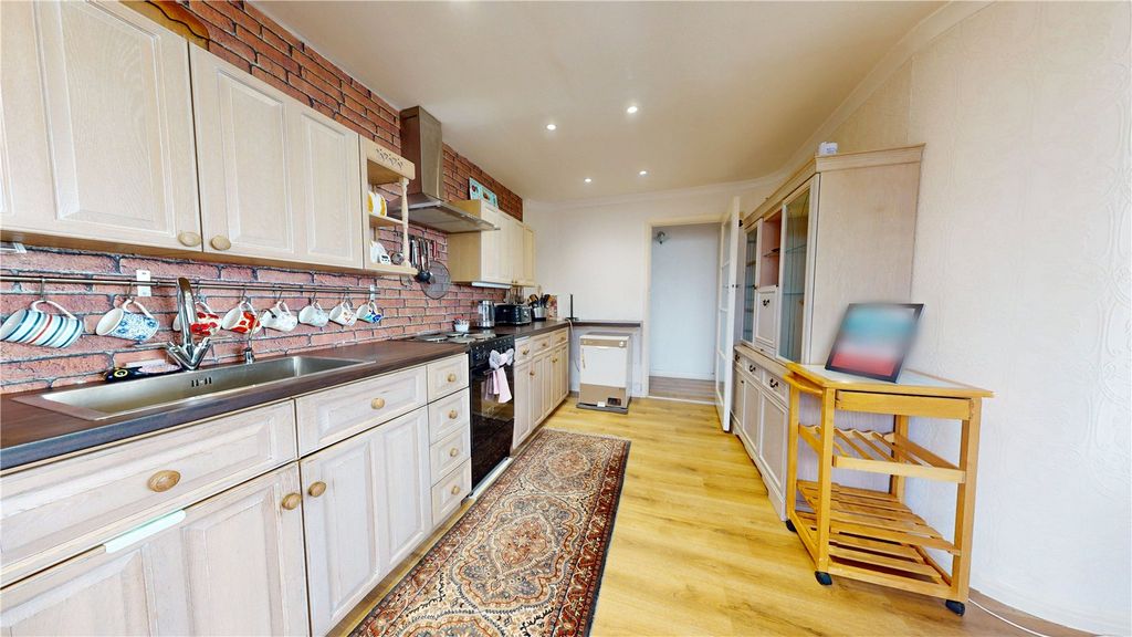 Property photo 3 of 14 Picture No. 38