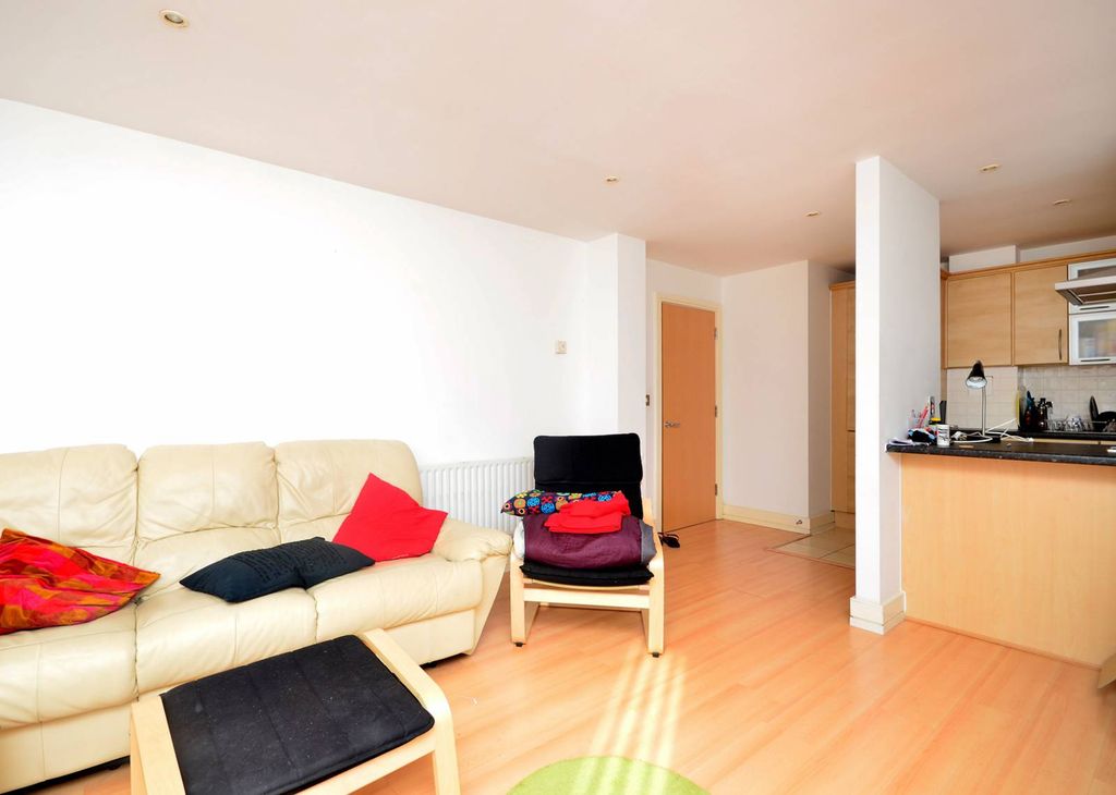 Property photo 1 of 5