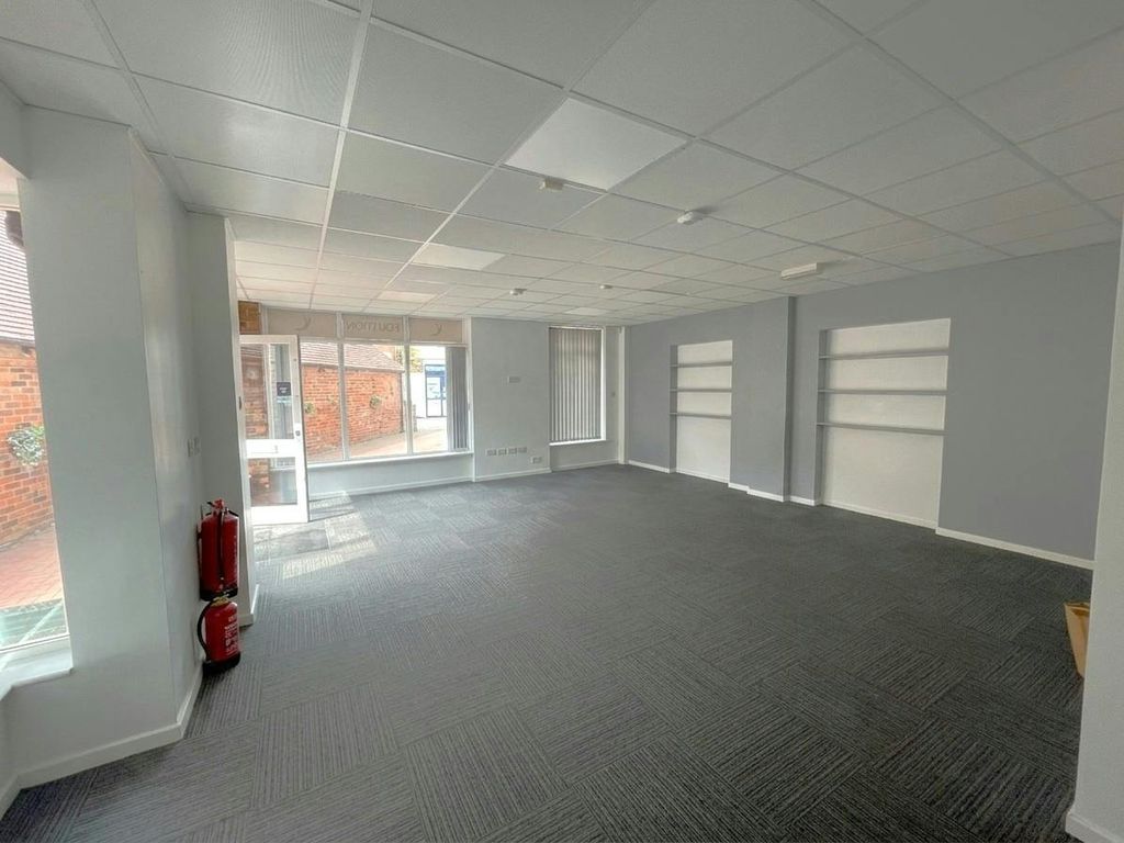 Property photo 2 of 5 Interior.Jpg