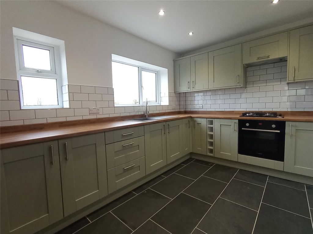 Property photo 3 of 20 Picture No. 14