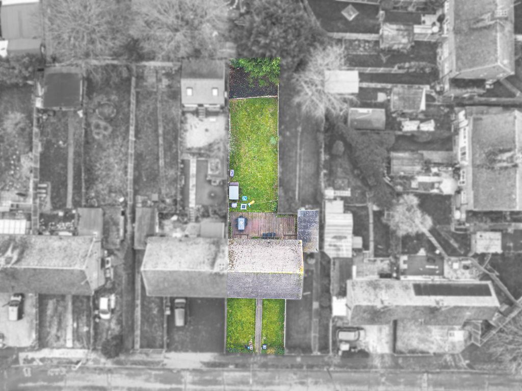 Property photo 2 of 20