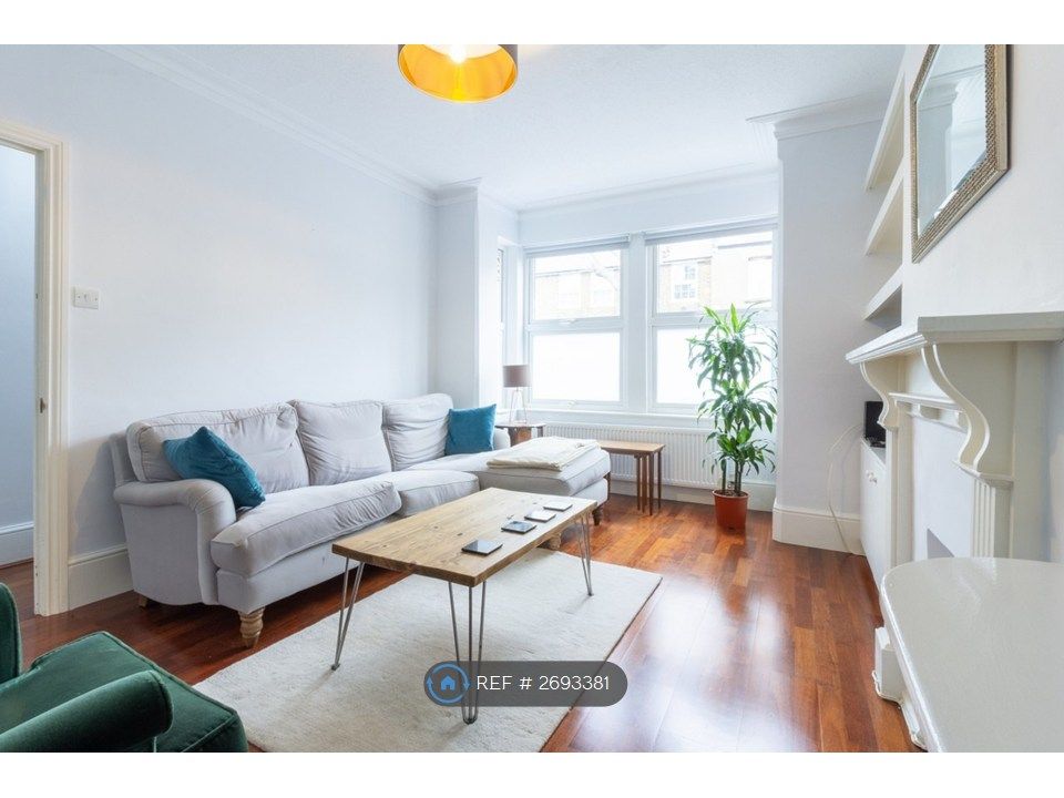 Property photo 2 of 8 Living Room