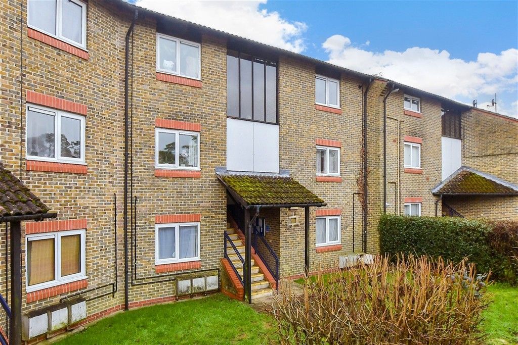 Property photo 1 of 10 Front (Web)