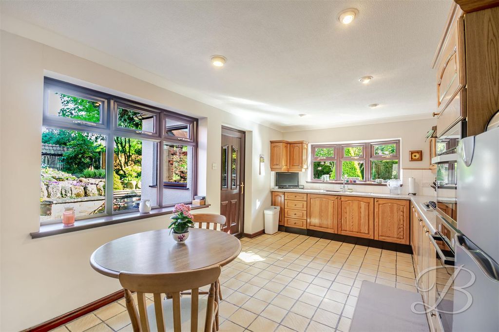 Property photo 3 of 39 Ccltd-24.Jpg