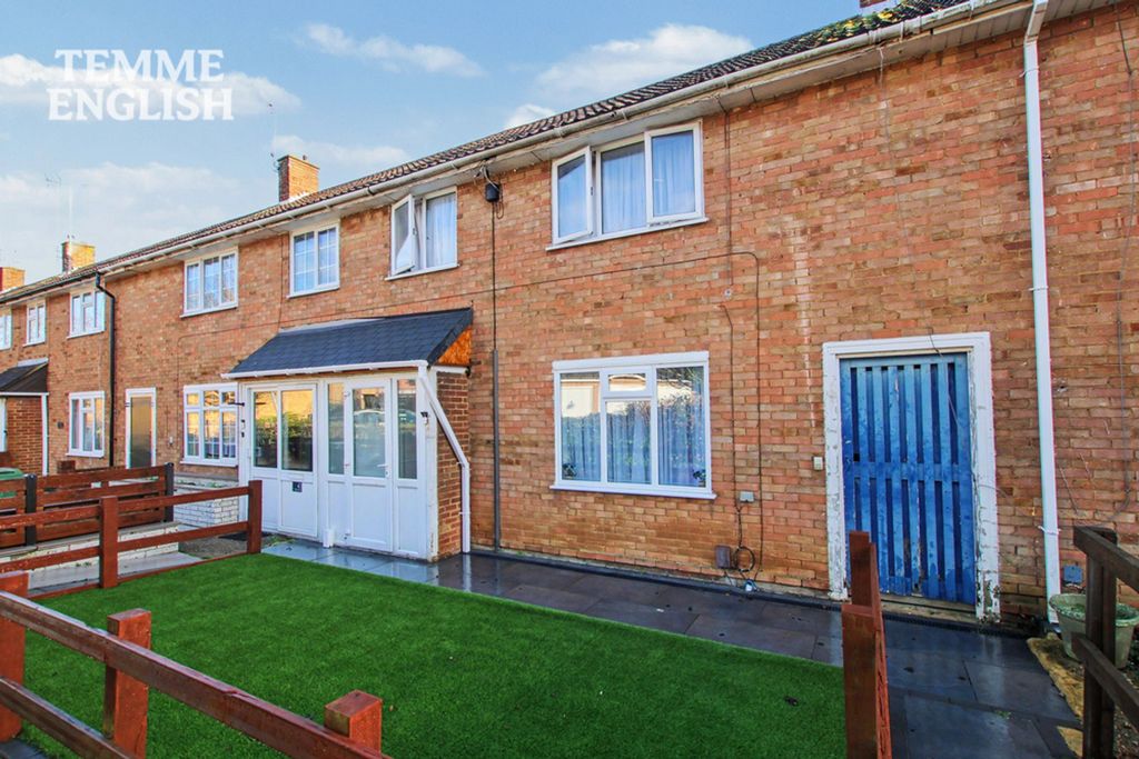 Property photo 1 of 24