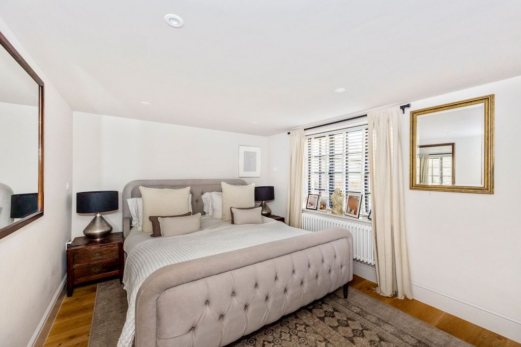 Additional image 13 of 3 bed flat for saleHigh Street, Steyning BN44