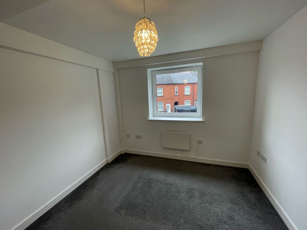 Property photo 3 of 6