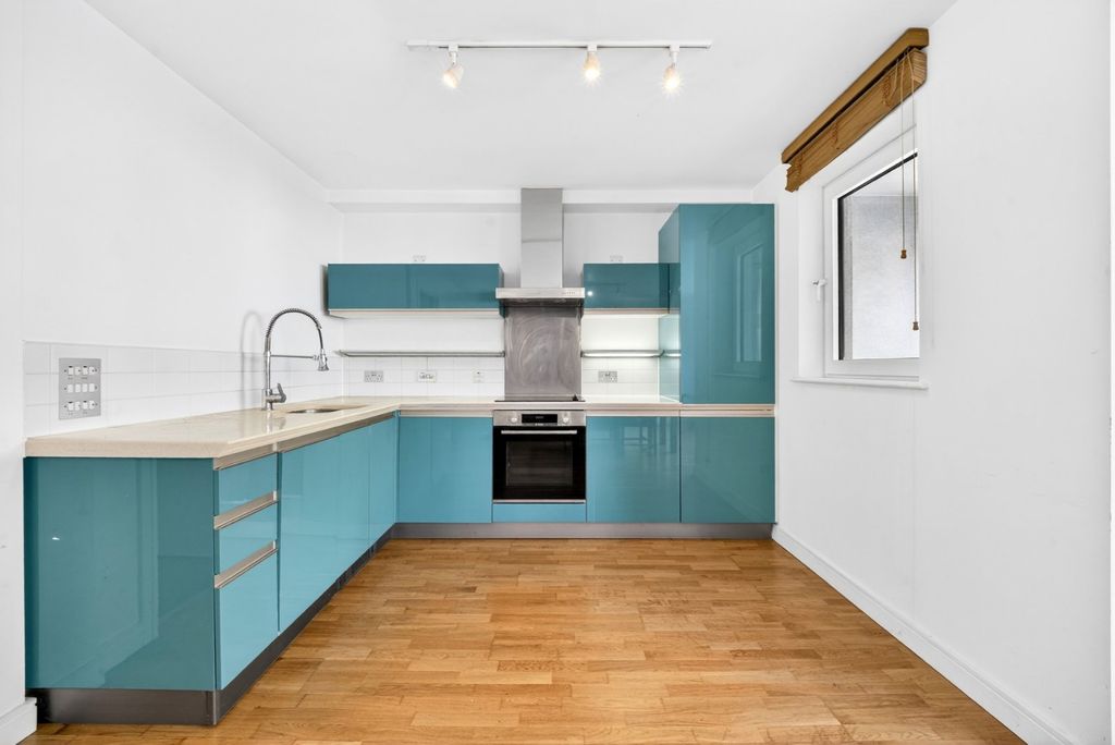 Property photo 1 of 19 Picture No. 37