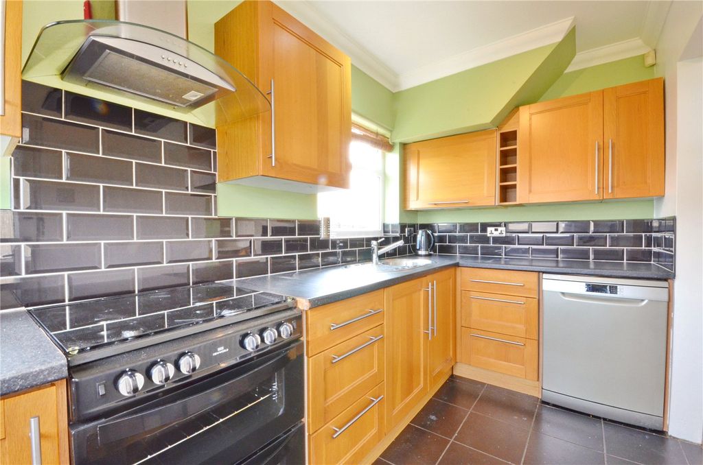 Property photo 2 of 9 Picture No. 01