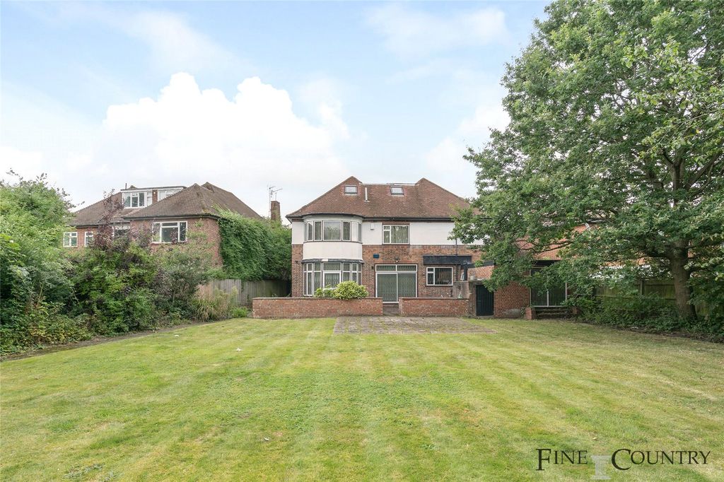 Property photo 2 of 24 Picture No. 04